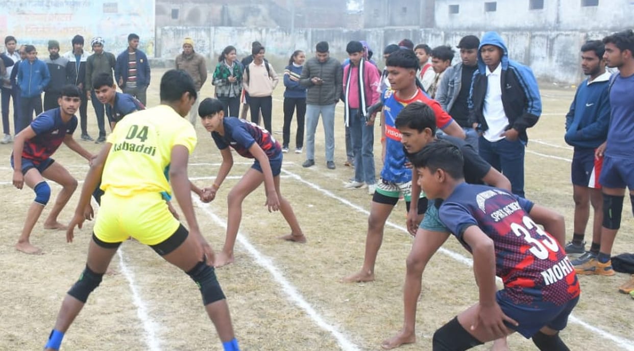 In Kabaddi, the Ambiyapur block team won.