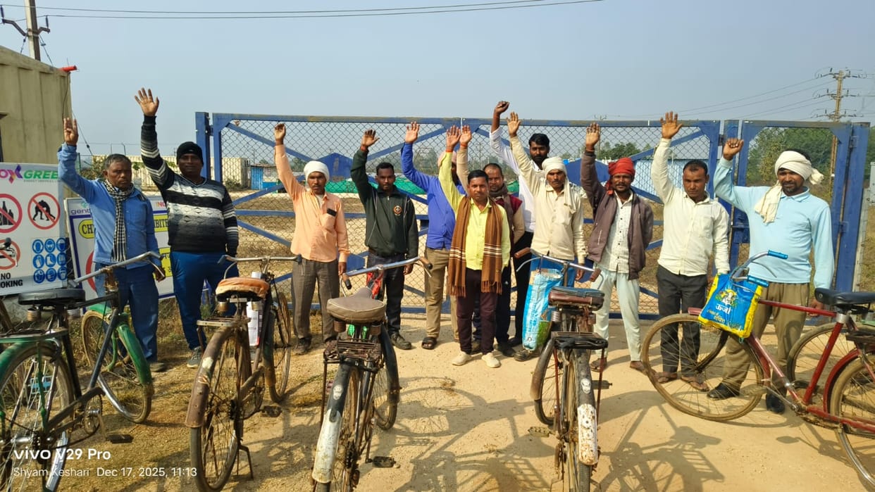 Workers protested at the gate of the solar power plant