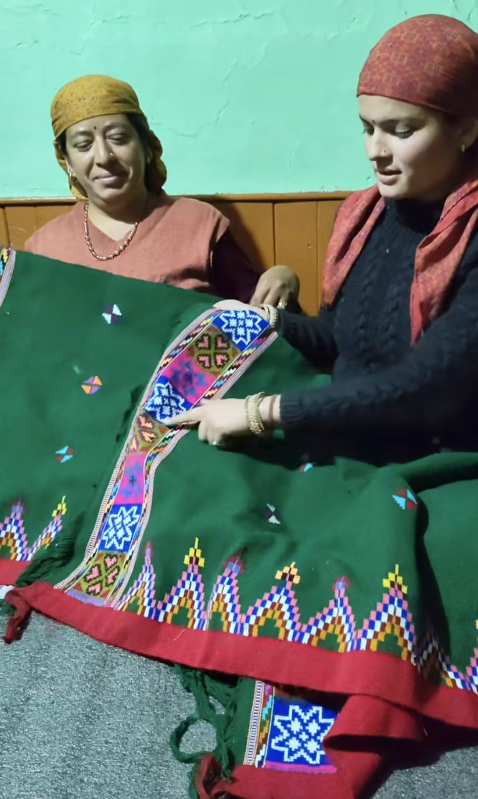 New designs in Kullavi Pattu are becoming a favourite among women.
