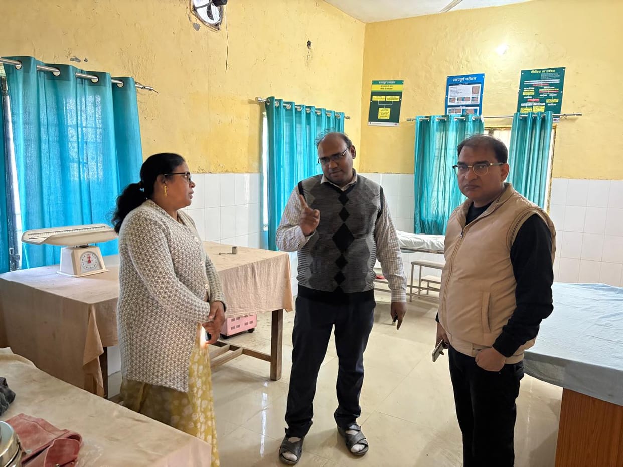 agra news health camp inpection