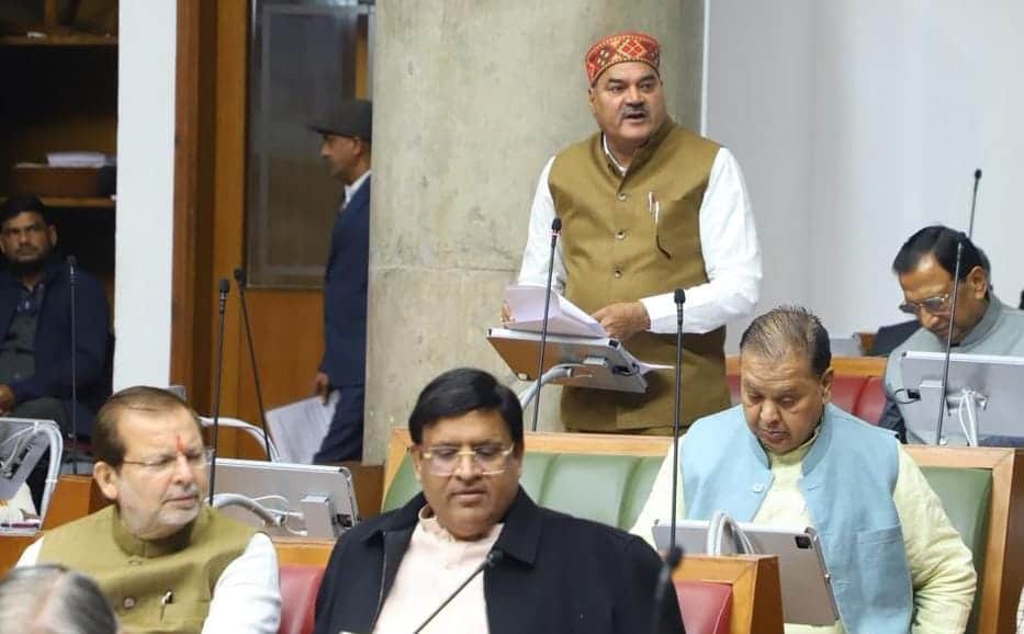 विधानसभा में अपनी बात रखते विधायक लक्ष्मण सिंह यादव। स्रोत : प्रवक्ता