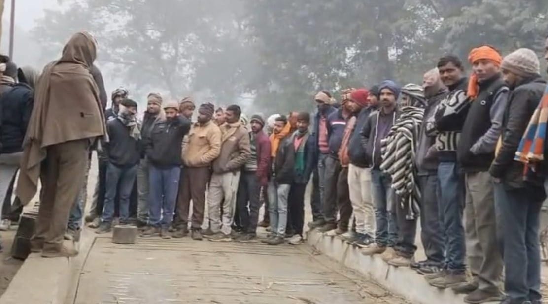 Farmers protest against alleged short weighing at a sugar mill.