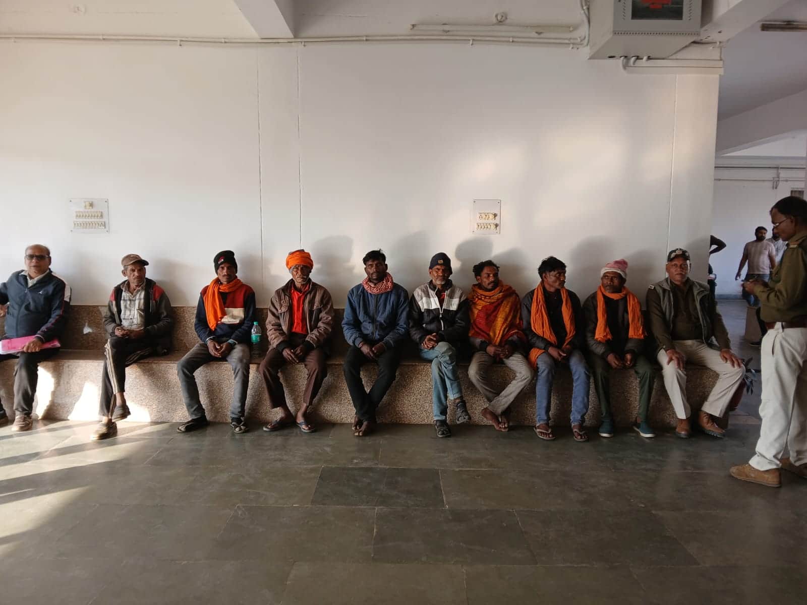 चंदिया जंगल में बाघ हत्या का खुलासा, शिकारी गिरोह पर कसा शिकंजा, आठ आरोपी सलाखों के पीछे