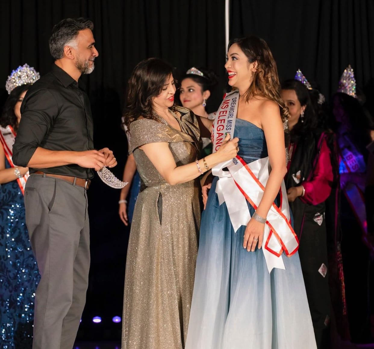 Dr. Sumina won the first runner-up title of Dreamgirl Mrs. India USA-2025