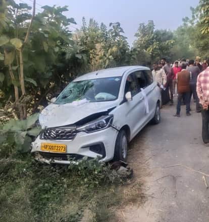 Teenager and youth die in fog accident, three injured