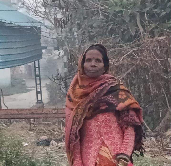 A 55-year-old woman ran onto the railway tracks and saved the lives of three children.