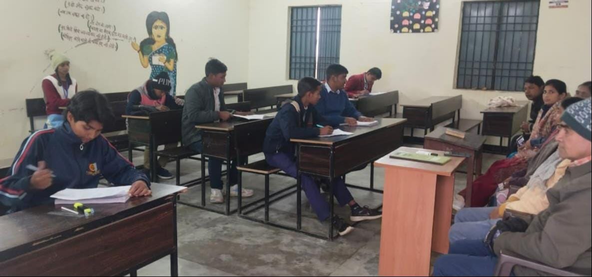 hraddha, Amita and Rinku won in essay