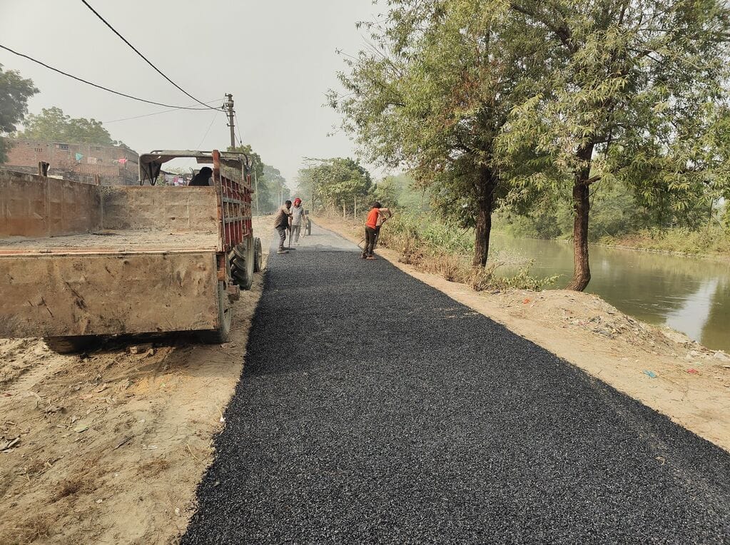Road construction continues despite XEN's ban