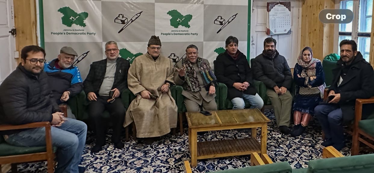 Srinagar, PDP, Khurshid Aalam, Held Meeting