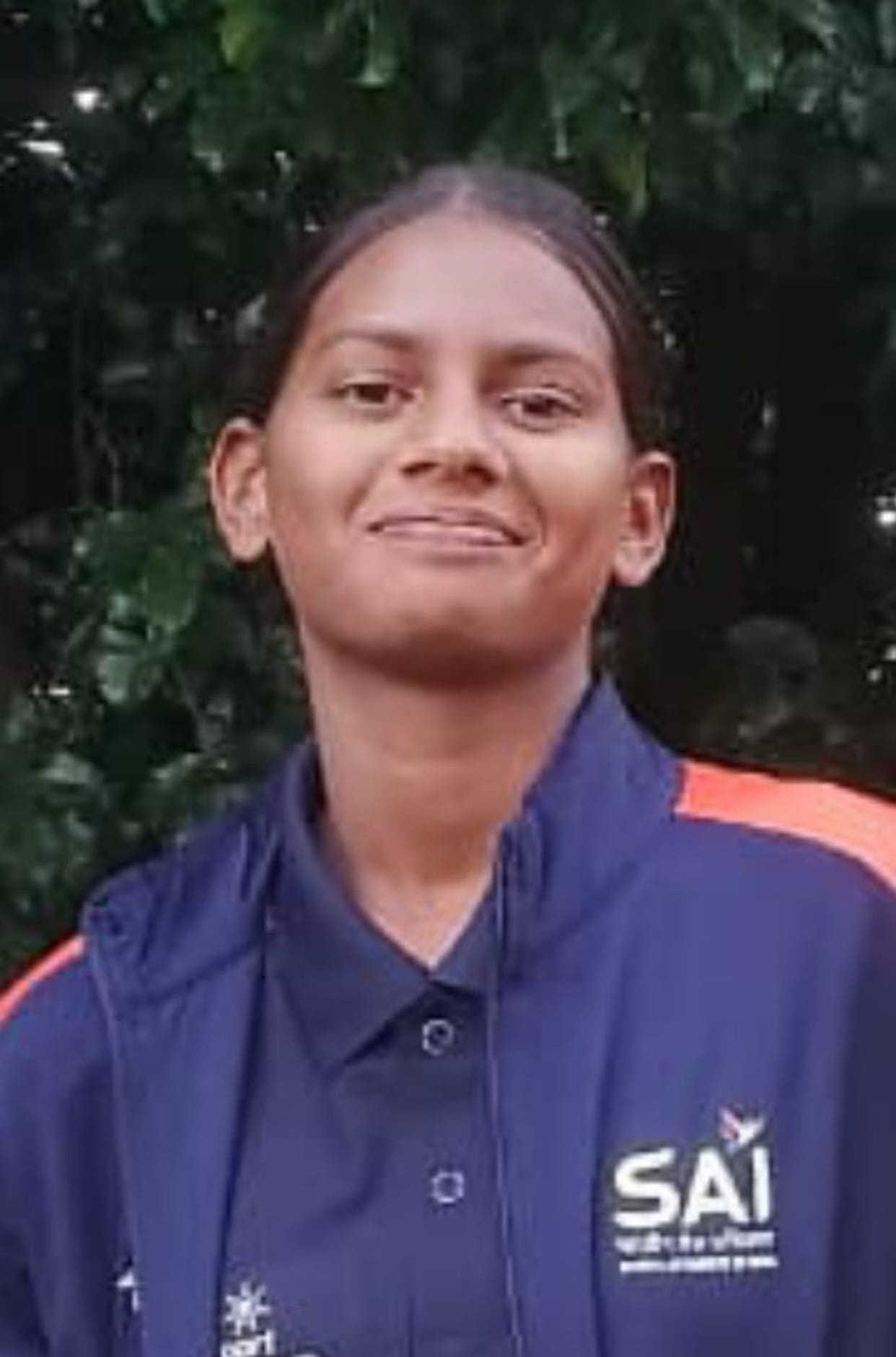 Vaishnavi left for Ranchi for the national football competition