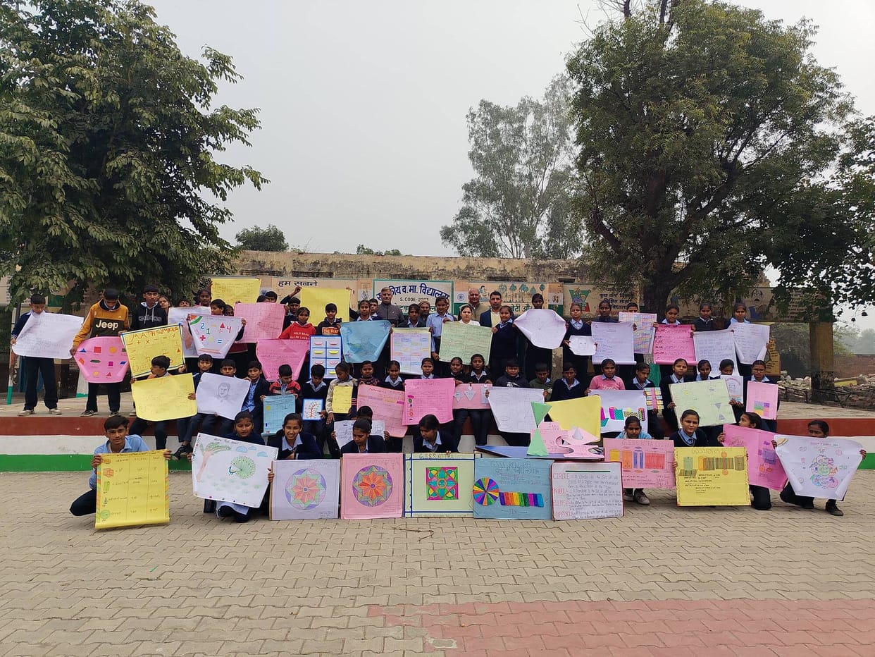 Learning mathematics through models, posters and puzzles