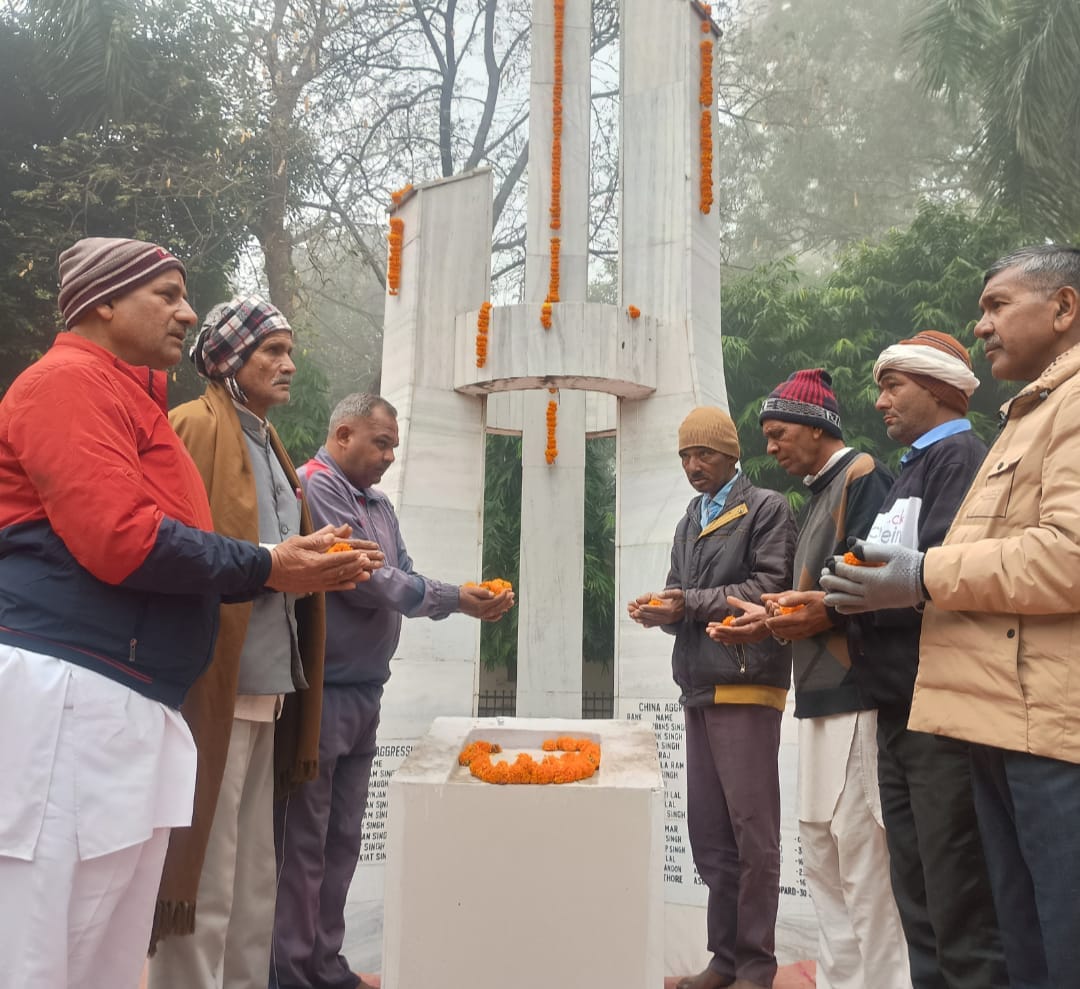 Tributes paid to the martyrs of Kakori train action