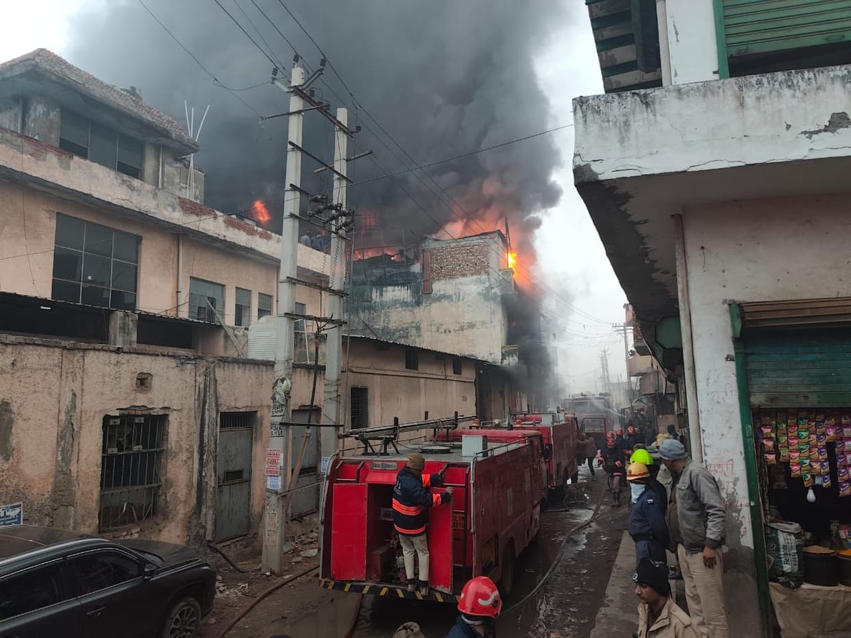 A fire broke out in a shoe factory; 17 fire engines brought it under control in 12 hours.