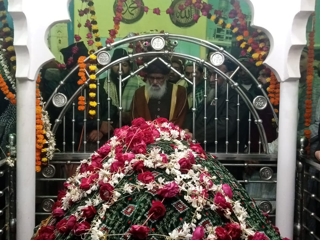 Sufiana Kalam presented till late night in Mehfil-e-Sama