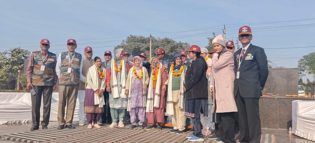A saga of bravery was written in blood on the snow in Kargil; an honor ceremony on Victory Day by the Indian Veteran Organization, Haryana.