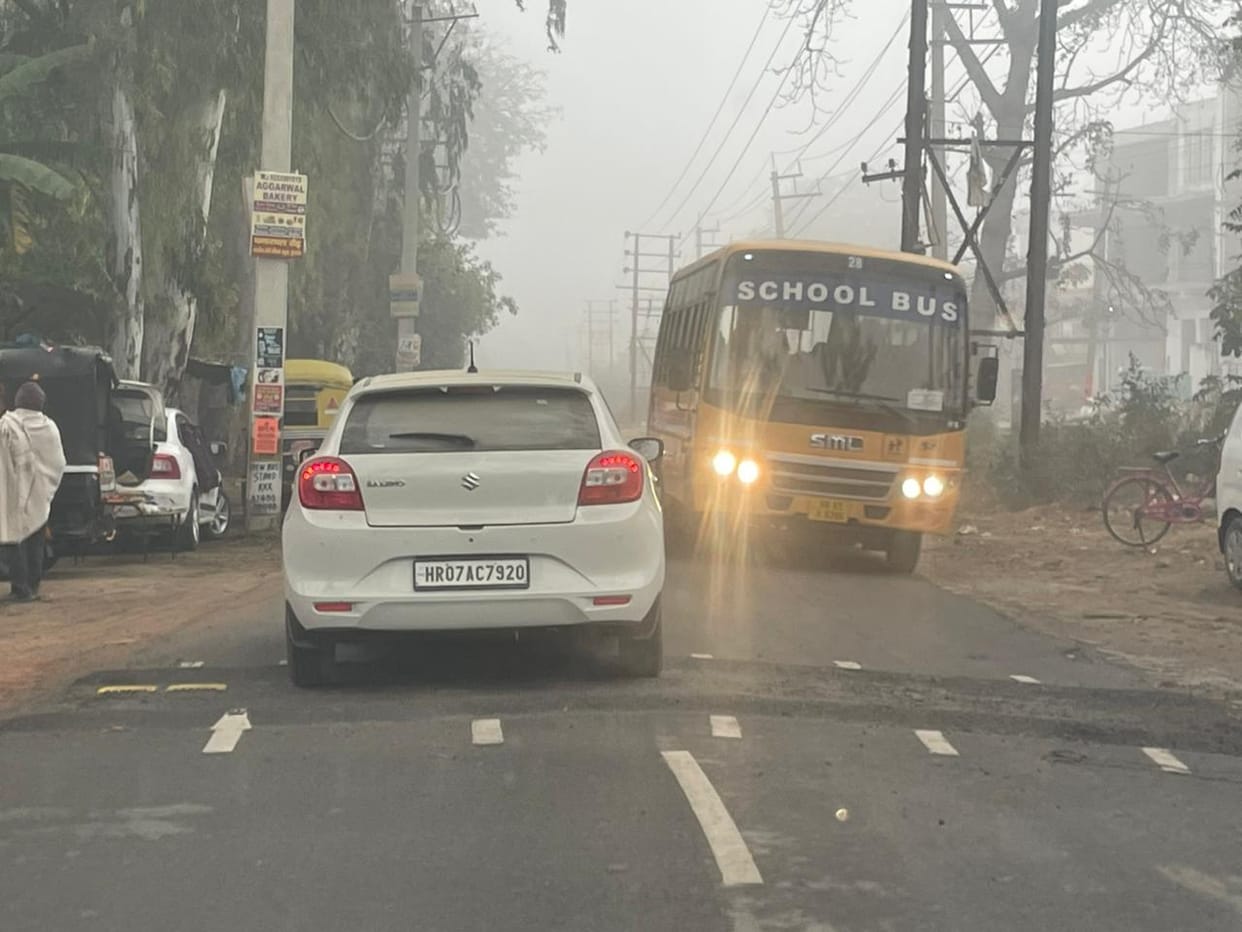 Fog prevailed till 1 o'clock, similar chances are today and tomorrow too.