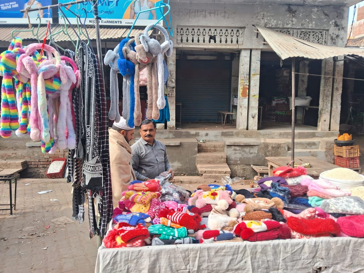 With the drop in temperature, the wool clothing business has boomed