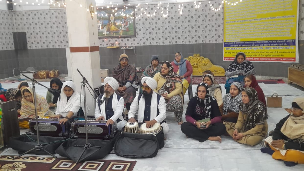 Kirtan Darbar dedicated to martyrdom filled the Sangat with enthusiasm