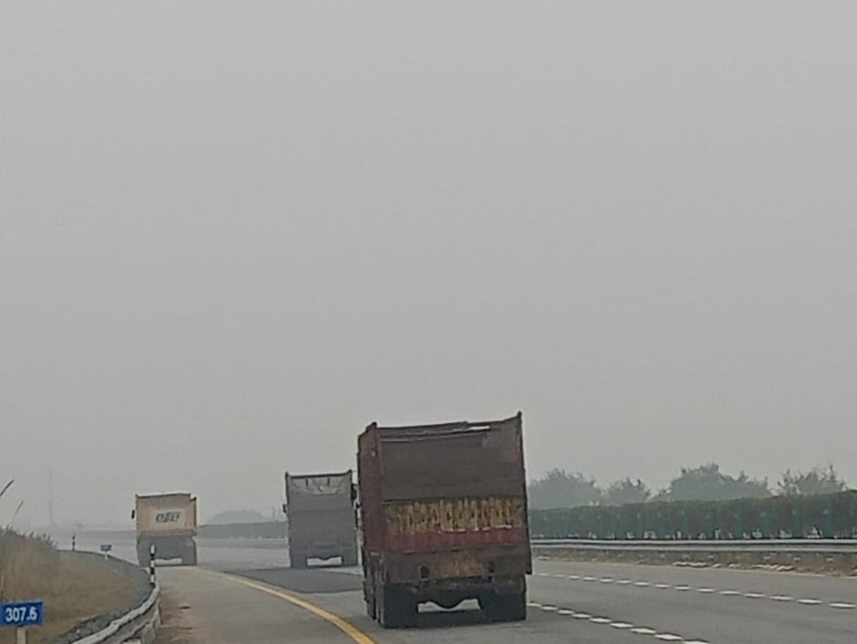 Vehicles will run at a speed of 50 kmph during the day and 40 kmph at night.