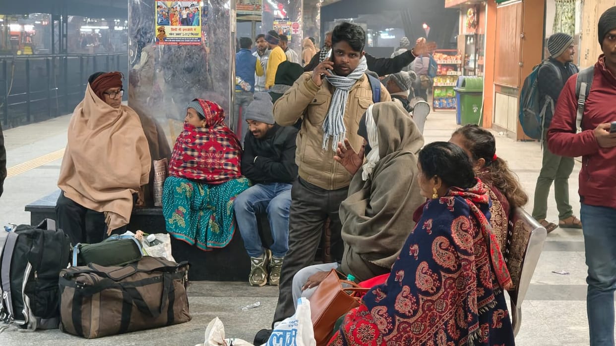 Fog slows down trains, Amritsar Special delayed by seven hours