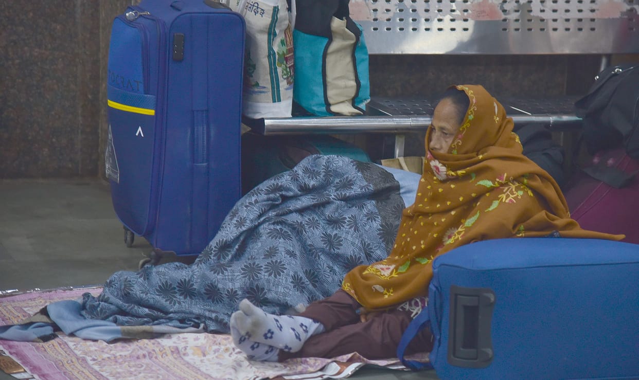 Traveling with cold winds, passengers are in trouble