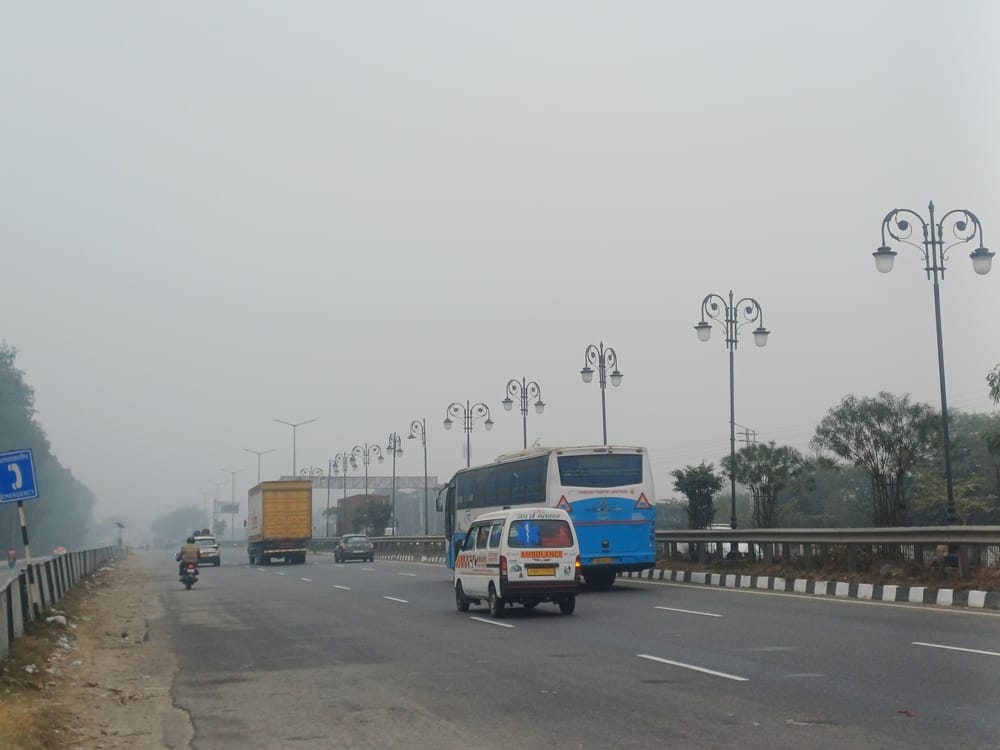 Fog adds to commuter woes as lights are off and the white strip is blurred.