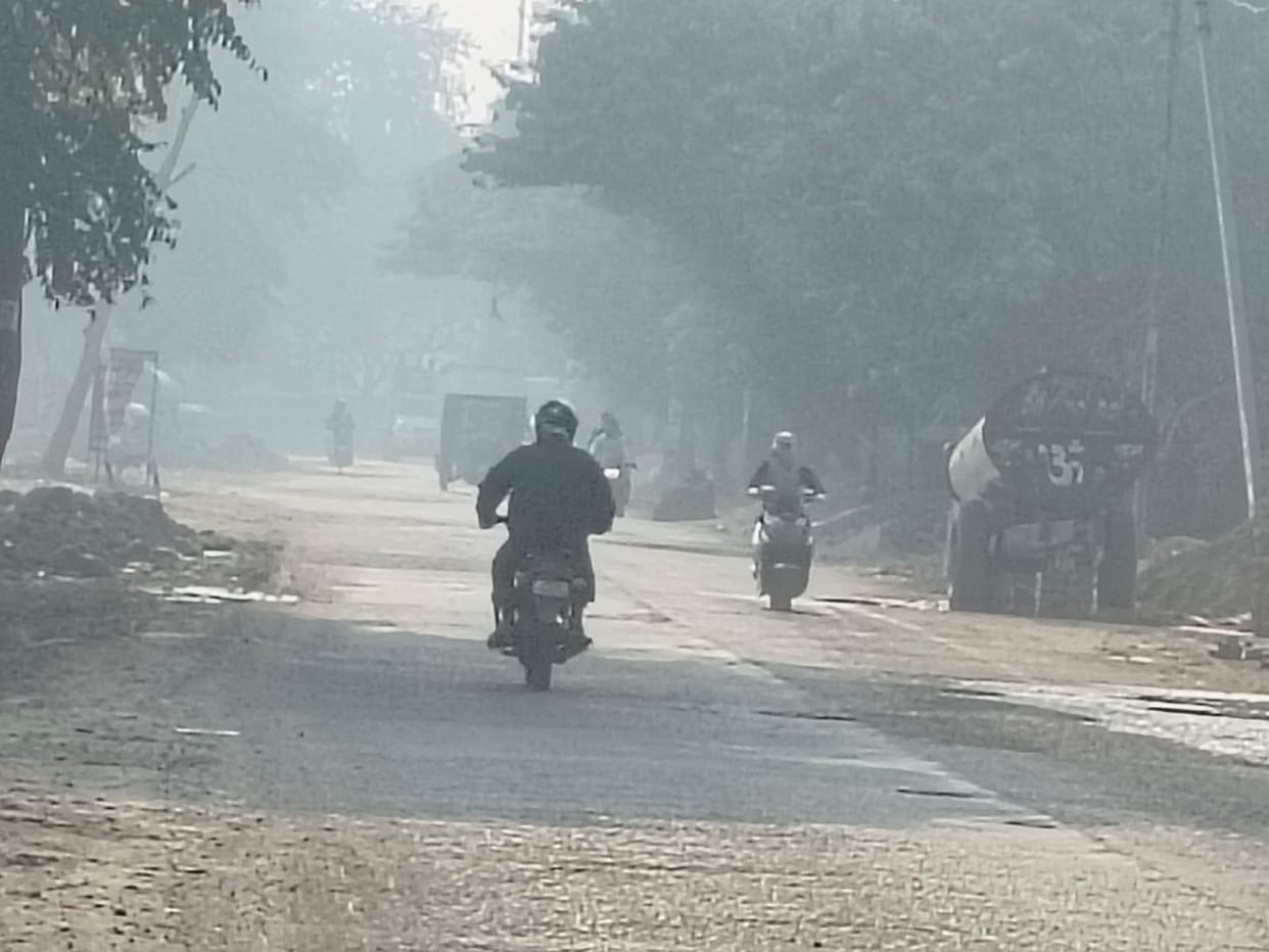 The AQI reached the severe category, recorded at 365.
