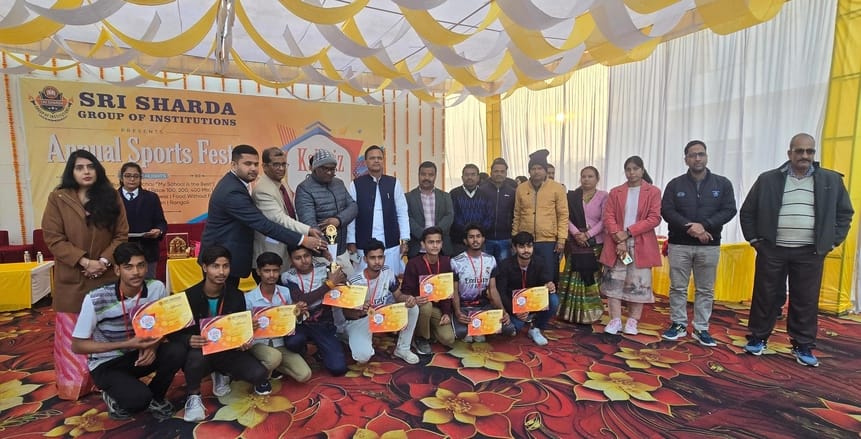 Nandini tops in speech competition