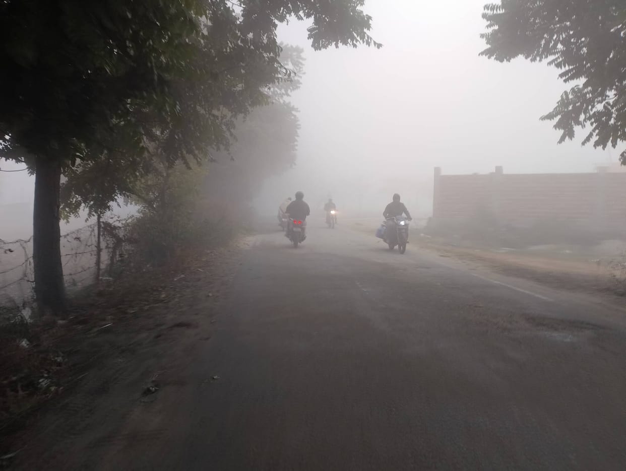 Dense fog covered the area, with the temperature dropping to 9 degrees.