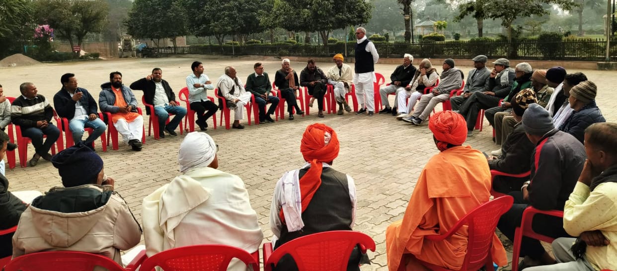 A committee has been formed to resolve the Yadav Sabha issue.