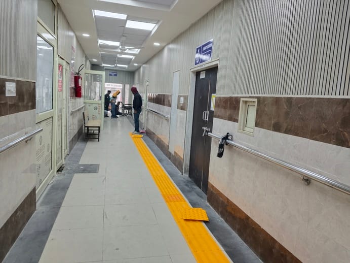 The disabled and blind will walk on the yellow tactile path in the hospital