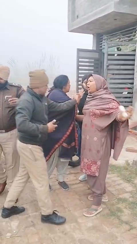 Scuffle with Hansi Bus Stand Police Outpost Team