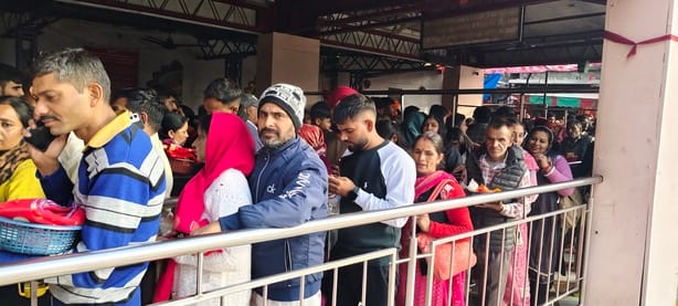 Due to the weather, the enthusiasm of devotees in Shaktipeeths has decreased.