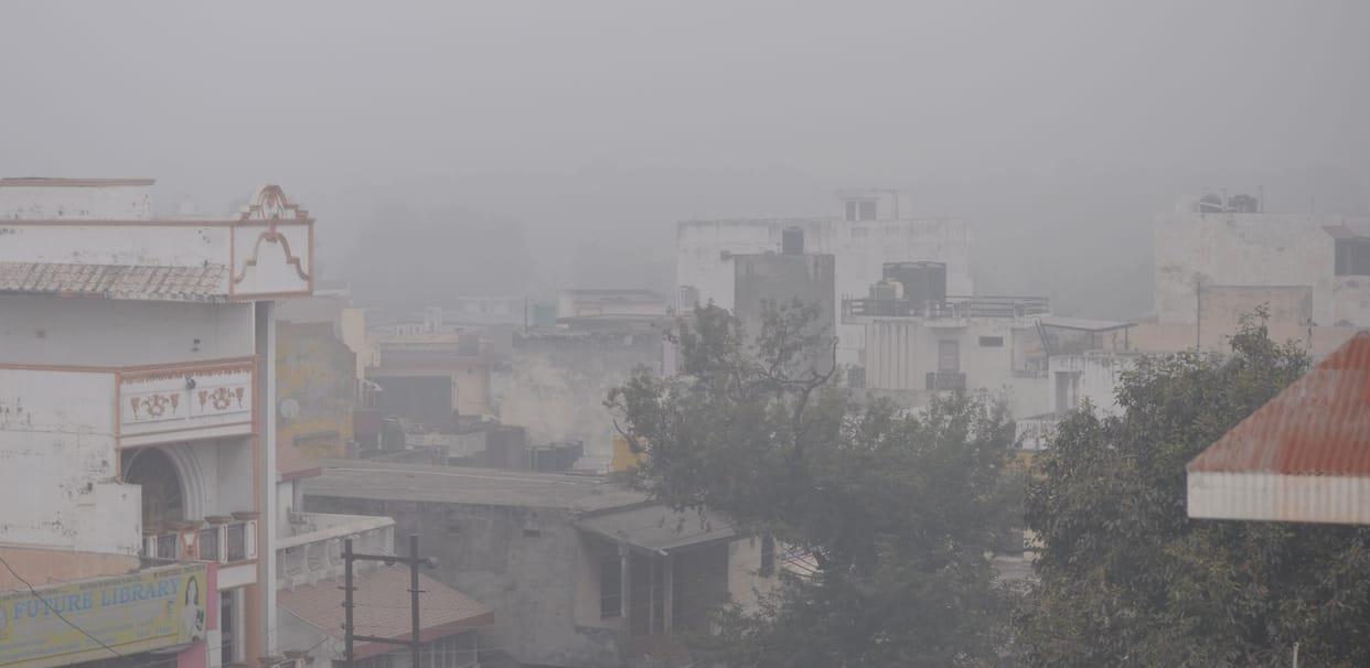 The Sun was not visible all day, now the icy winds will make you shiver.