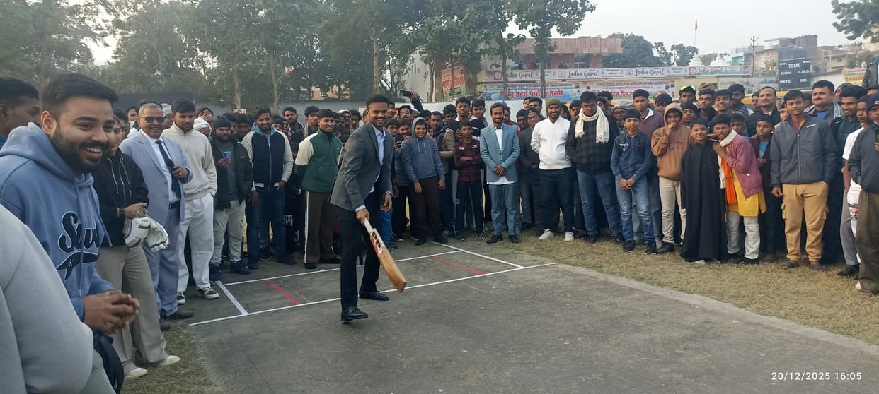 The Shaheed Major Amiya Tripathi Cricket Tournament begins with the lighting of the Amar Jawan Jyoti (eternal flame).