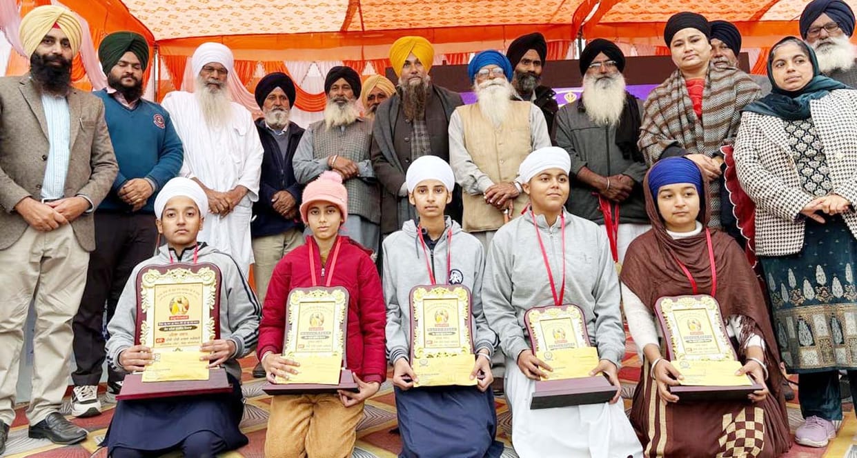 Dinpreet Singh secured first place in the "Who Will Be the Beloved Gurusikh" competition.
