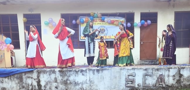 Students mesmerized with their colourful presentations
