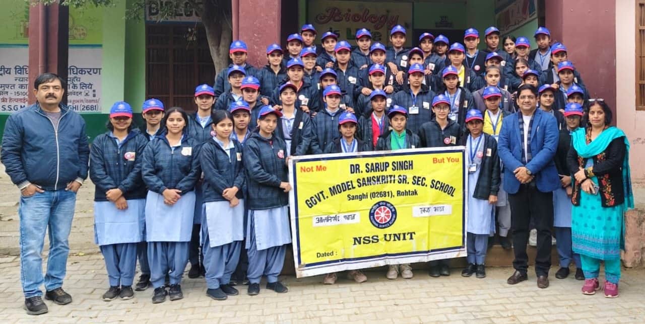 10.. राजकीय मॉडल संस्कृति वरिष्ठ माध्यमिक विद्यालय सांघी में साइबर अपराध के विषय पर एनएसएस शिव