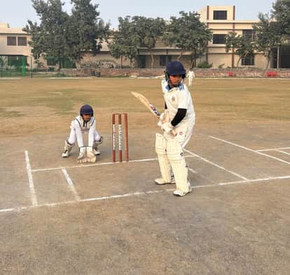 Goyal XI won the match by 6 wickets.