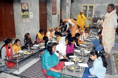 After Abhishek and Shantidhara, 270 devotees performed the rituals.