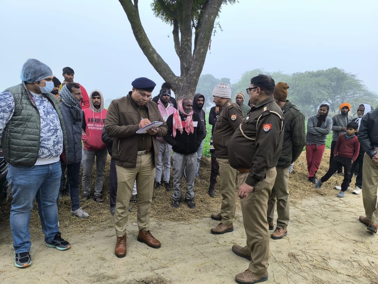 mainpuri news deadbody found