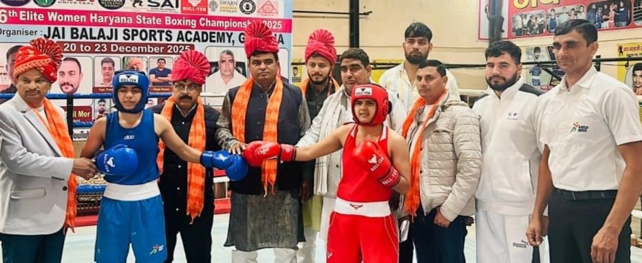 Boxers move umpire in quarterfinals
