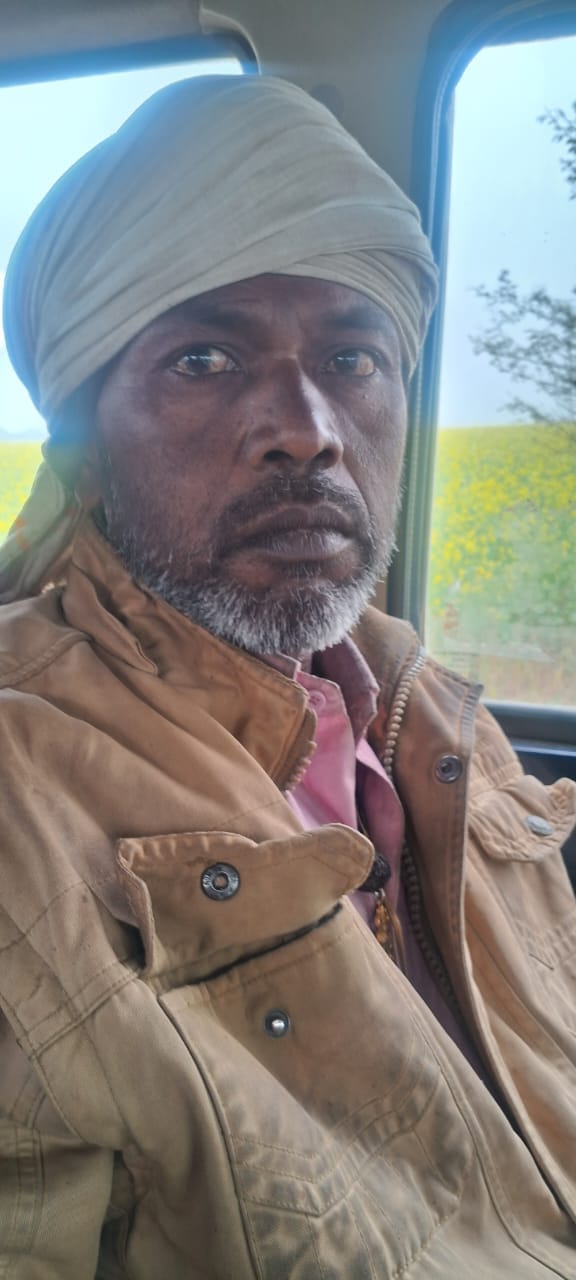 The neighbor killed the farmer with an axe after the farmer insulted him.