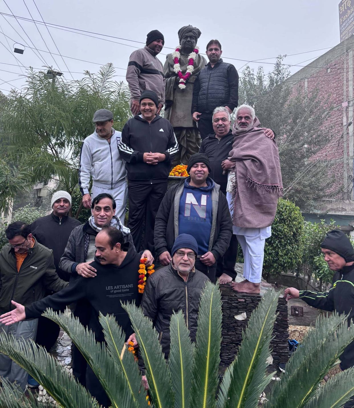 Committee cleaned Tau Devilal Chowk