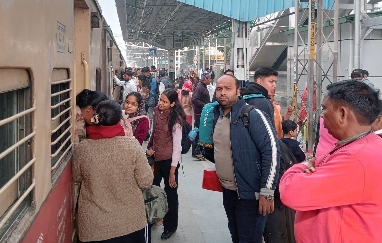 Unchahar 11.30, Malwa 6, Bathinda Express 5.15, Shan-e-Punjab 5.5 hours lateUnchahar 11.30, Malwa 6, Bathinda Express 5.15, Shan-e-Punjab 5.5 hours late