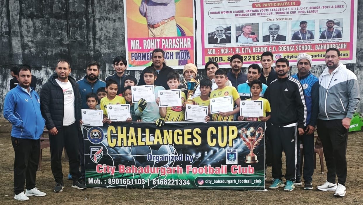 The players showed great enthusiasm in the football match.