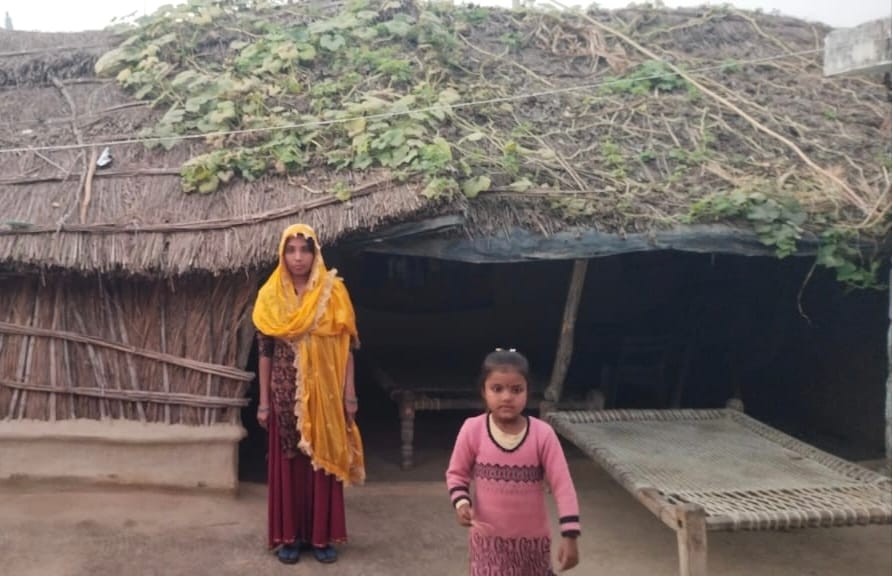 384 families are Antyodaya card holders, 2856 are laborers... yet Grant No. 11 is free from poverty