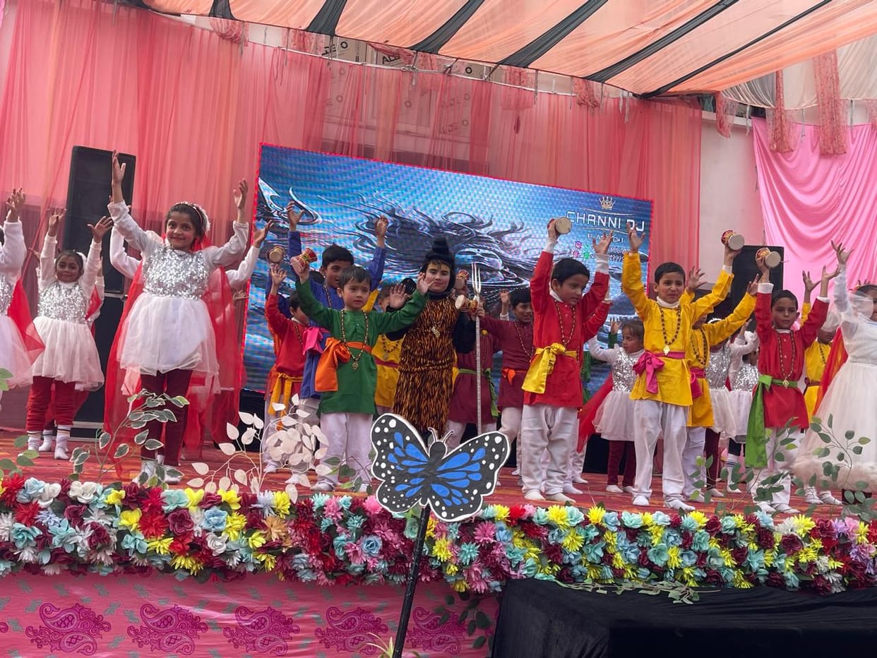 Meritorious students who excelled in studies and sports were honoured.