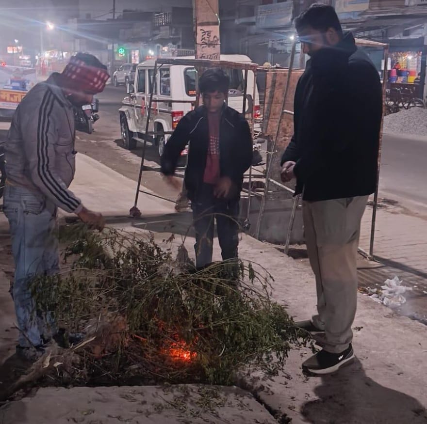 There is no arrangement for bonfire in Ghughli during the severe cold.