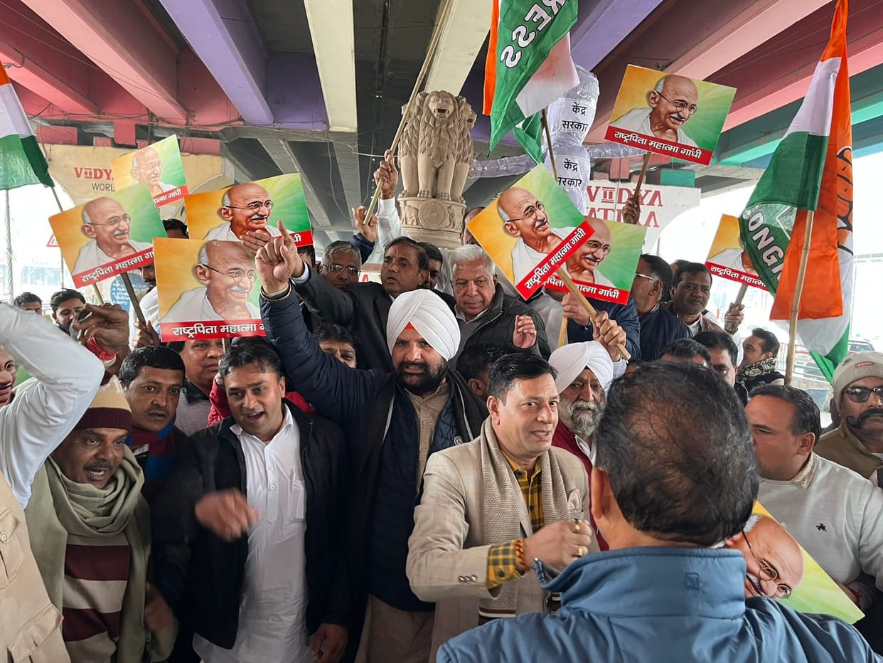 Congress protests against renaming of MNREGA scheme, burns effigy of central government